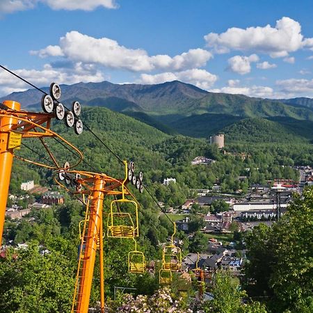 Majestic Leconte Villa Gatlinburg Exterior photo