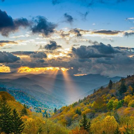 Majestic Leconte Villa Gatlinburg Exterior photo