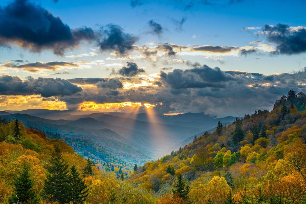 Majestic Leconte Villa Gatlinburg Exterior photo